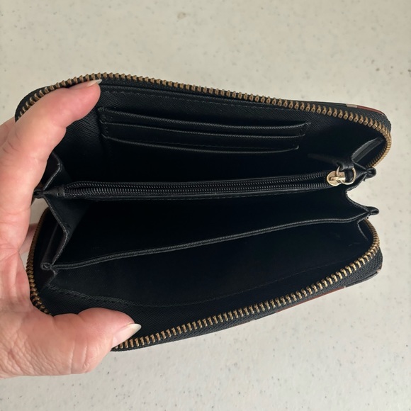 Fossil Brown Animal Print Cow Hide Leather Wallet Pockets Travel Padded Zipper - Picture 7 of 8